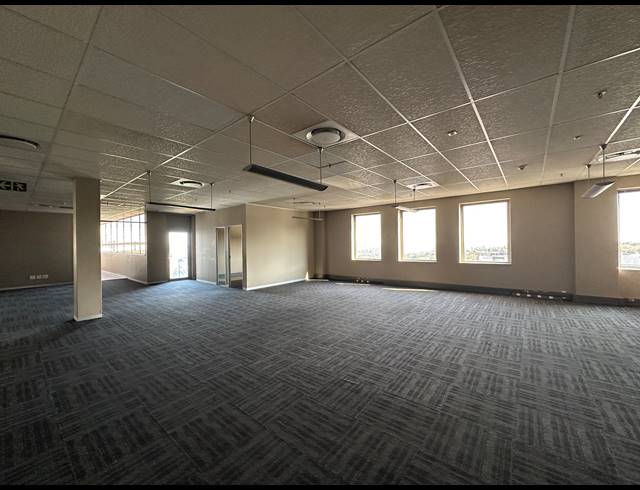 8,514M² OFFICE TO LET IN SANDTON CENTRAL